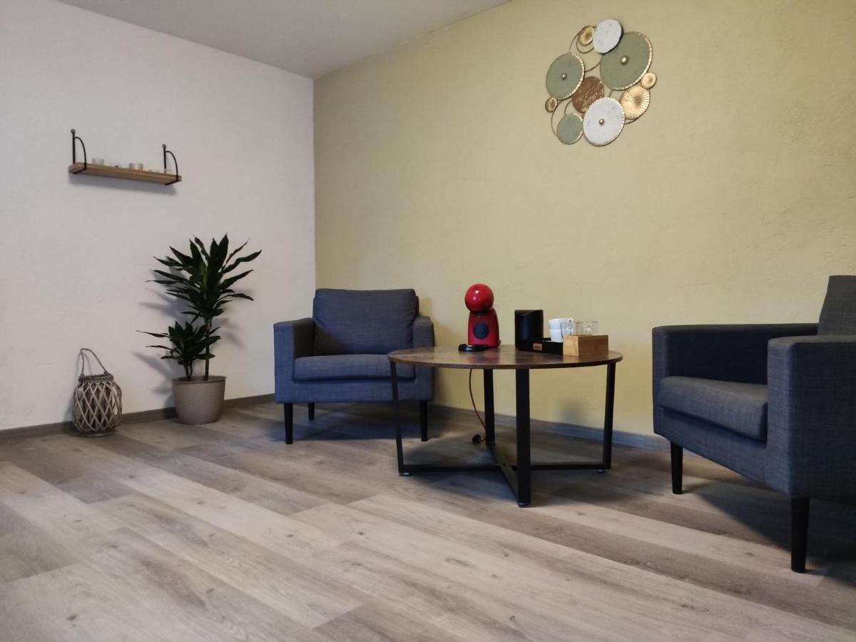 B&B Emmylou Gouvy Exteriör bild